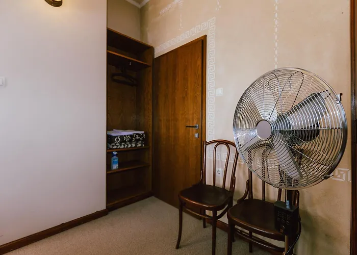 Nočitev z zajtrkom 29