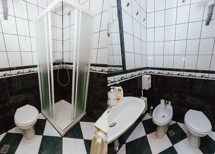 29 Nočitev z zajtrkom 3*