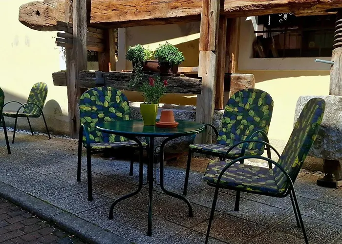 29 Nočitev z zajtrkom 3*